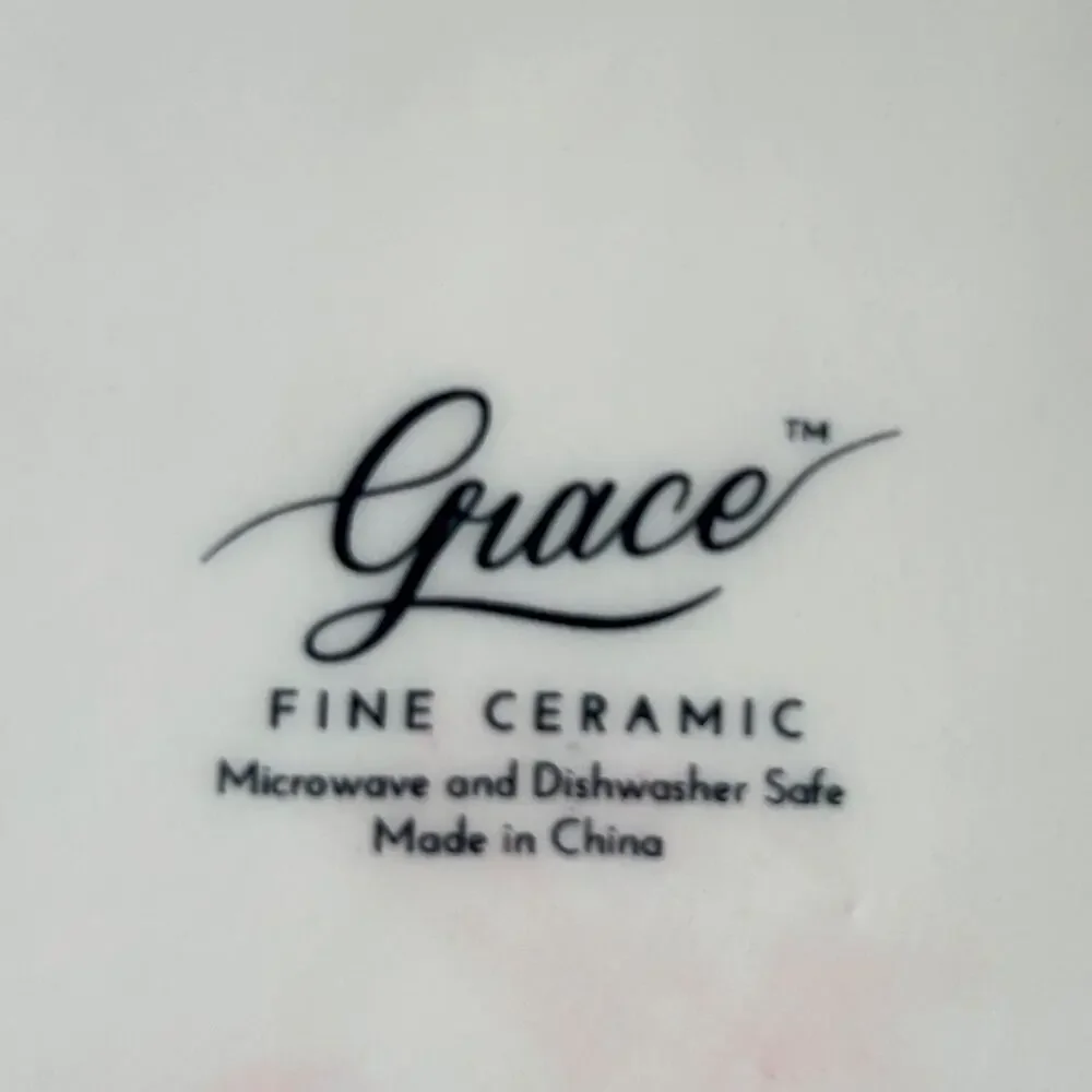 GRACE Fine Ceramic Whimsical Cats 8” Painted Ceramic Plates Set of 4 EUC